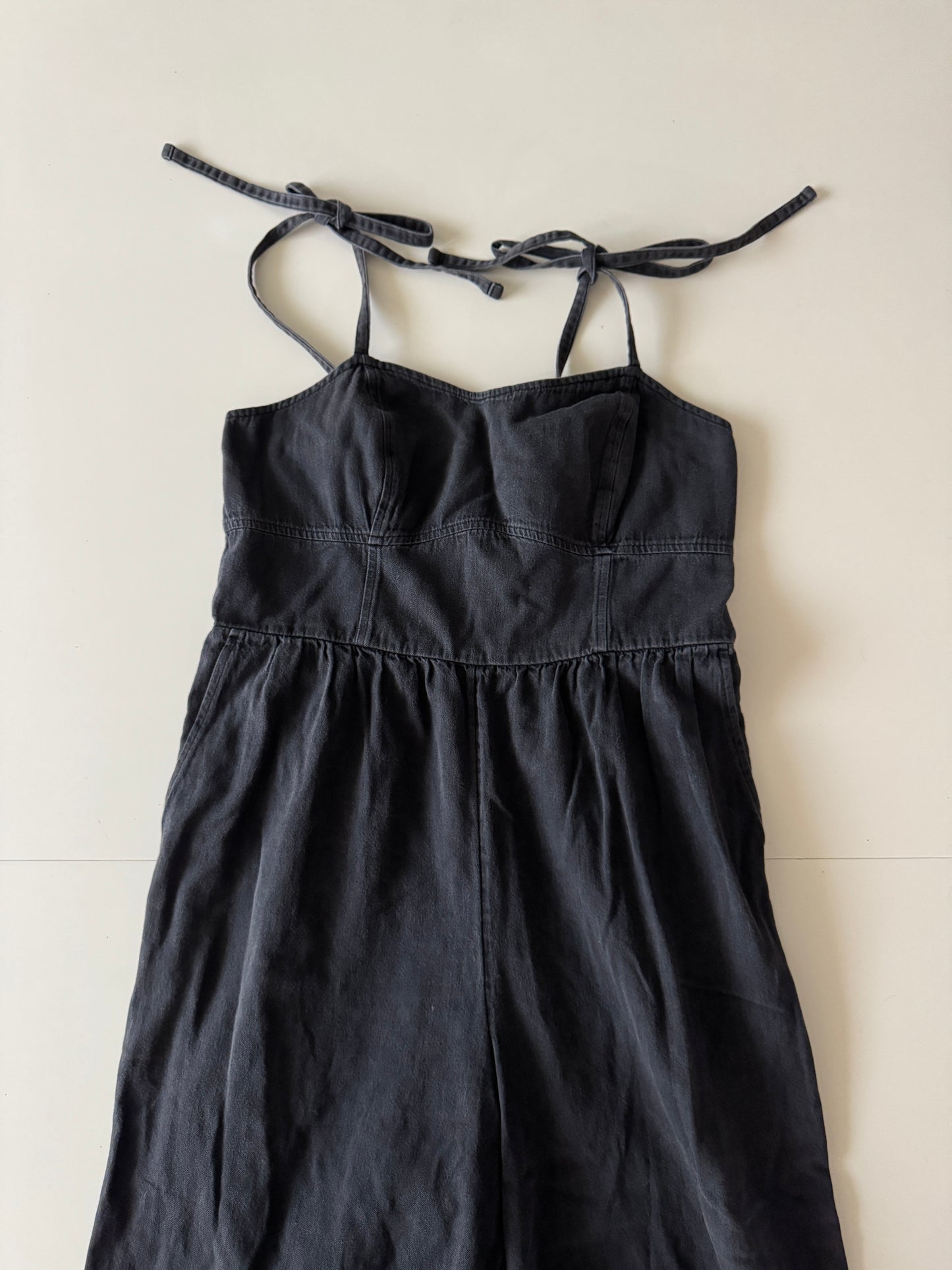 Jumper negro de mezclilla, Talla L, Old Navy, Mujer