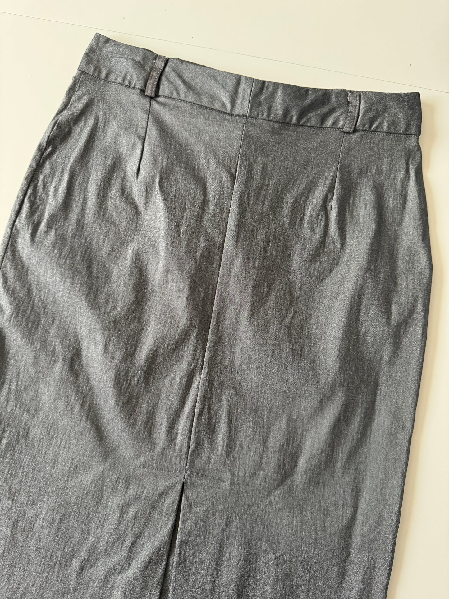 Falda gris satinada, Talla S, Mujer