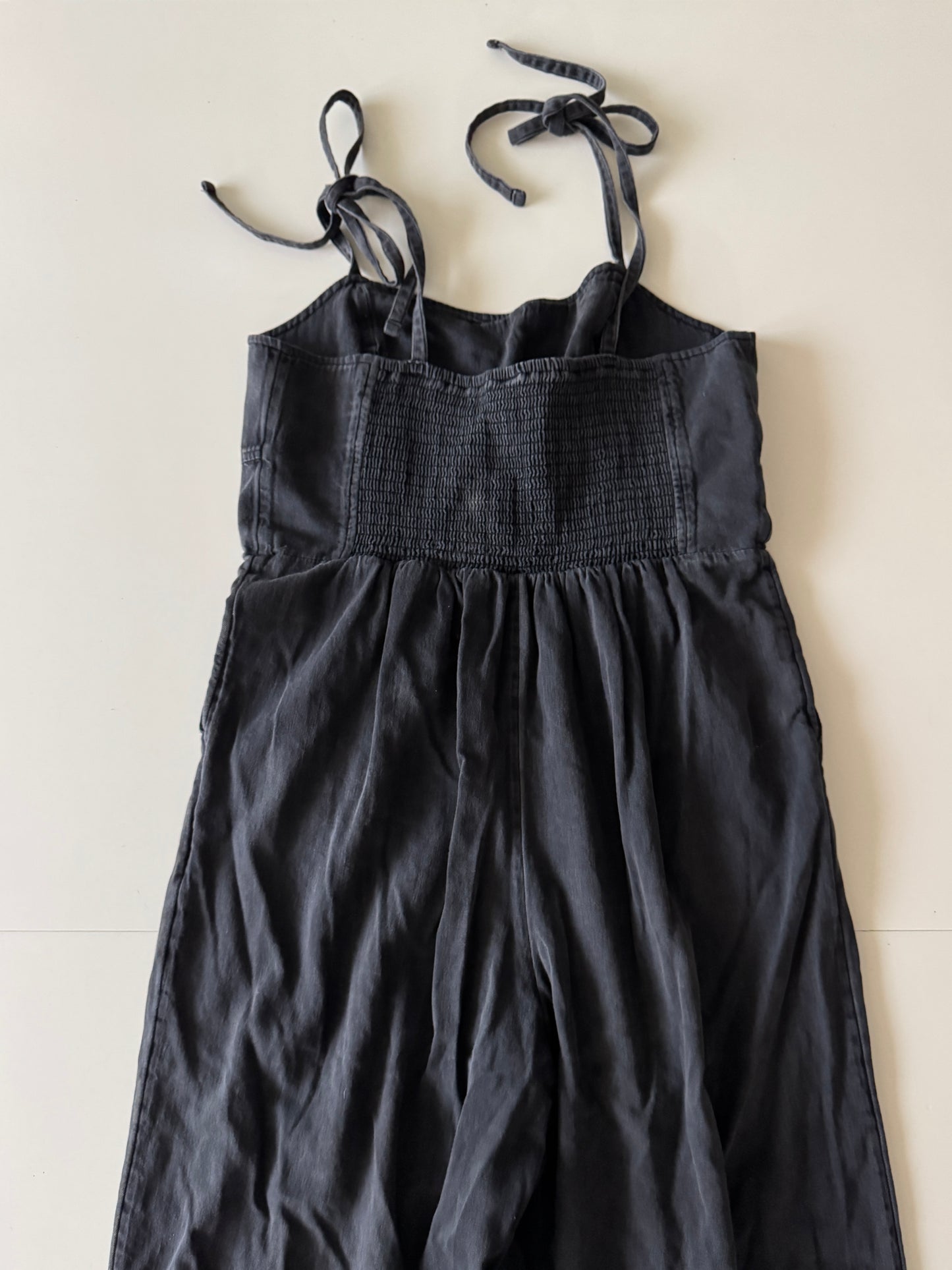 Jumper negro de mezclilla, Talla L, Old Navy, Mujer