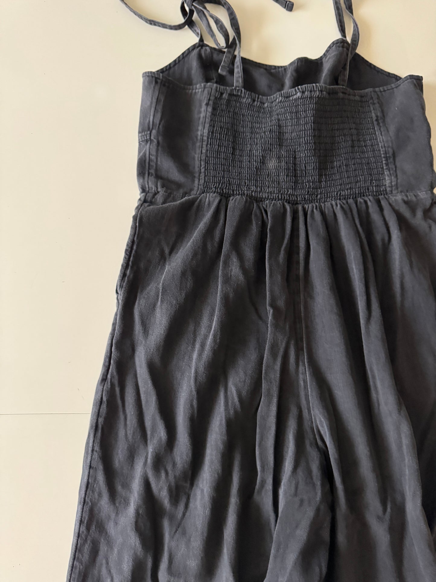 Jumper negro de mezclilla, Talla L, Old Navy, Mujer
