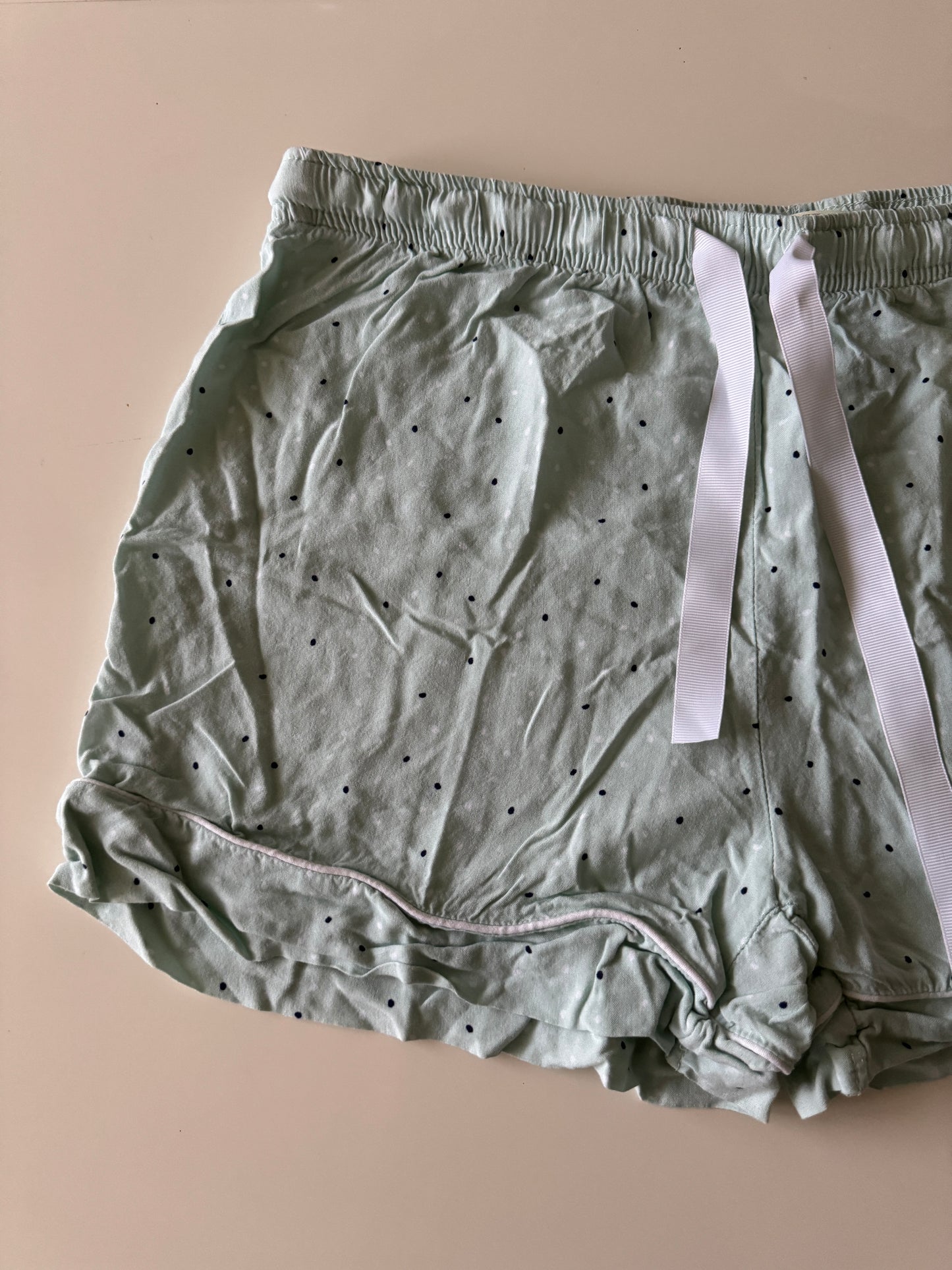Shorts de pijamas verdes con lunares, Talla L, Weekend essentials, Mujer