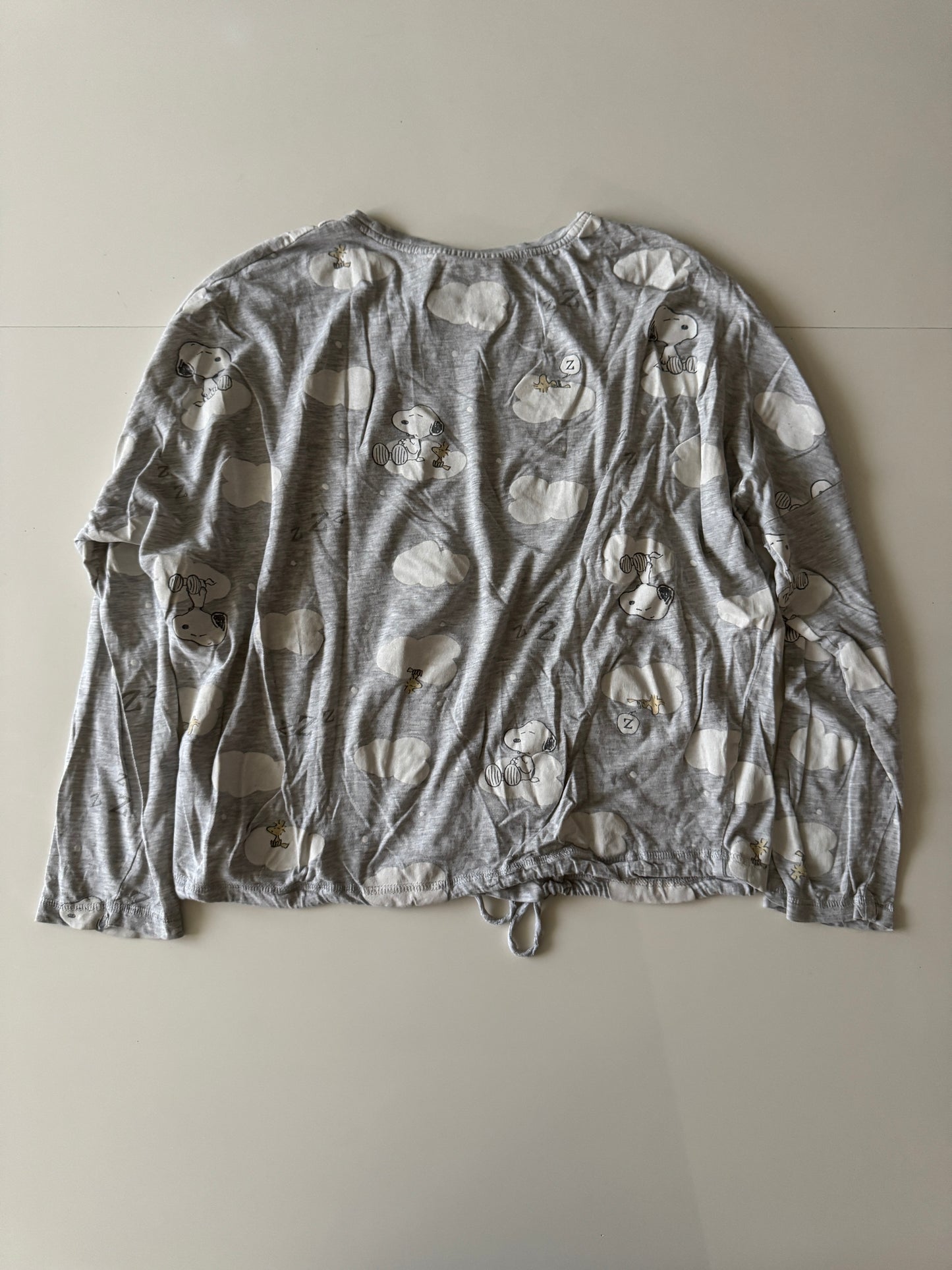 Set de pijama gris, Peanuts, Talla M, Women secret, Mujer