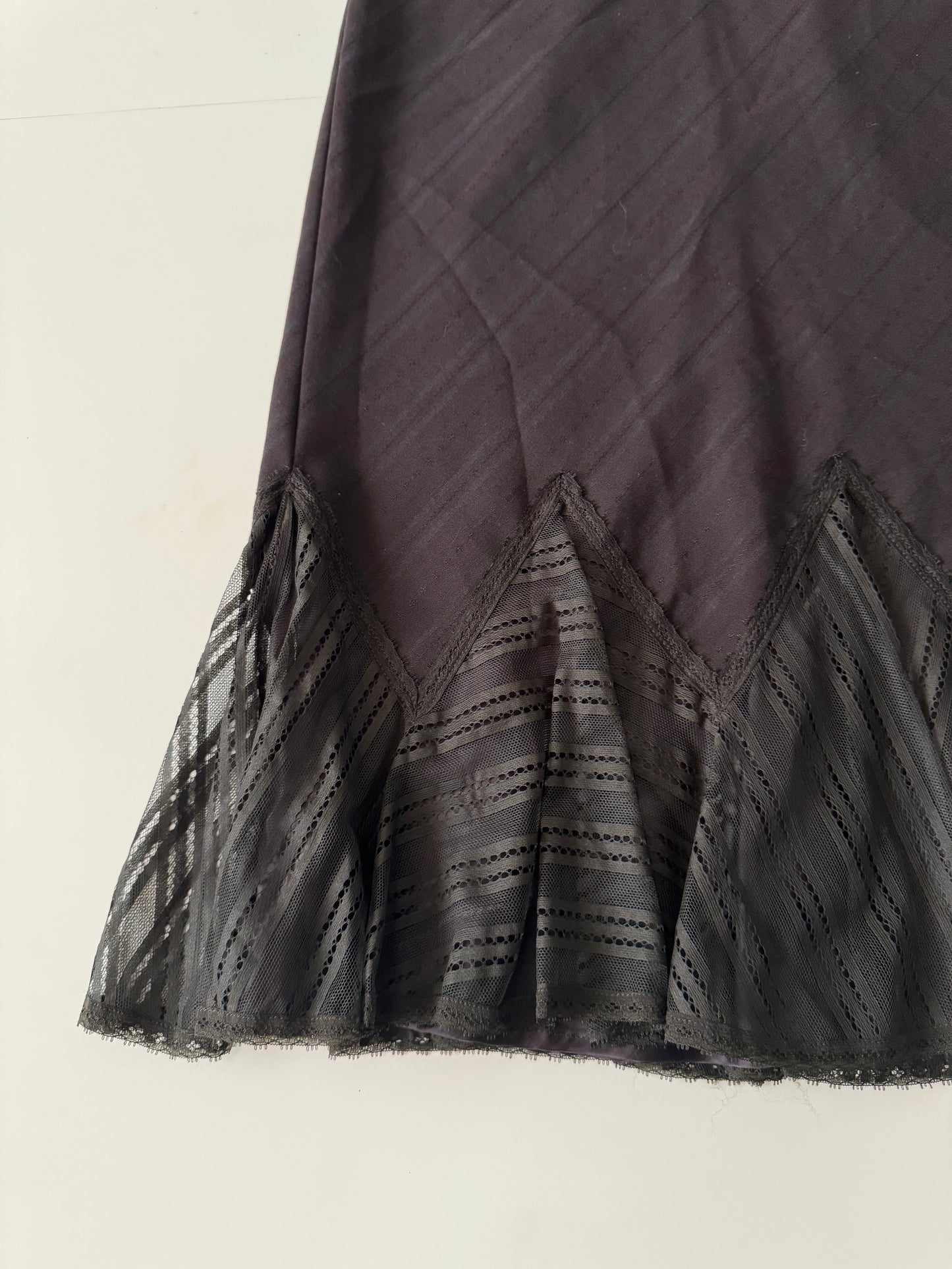 Falda cafe co cuchillas, Talla 7Mx, 8Usa, Mujer