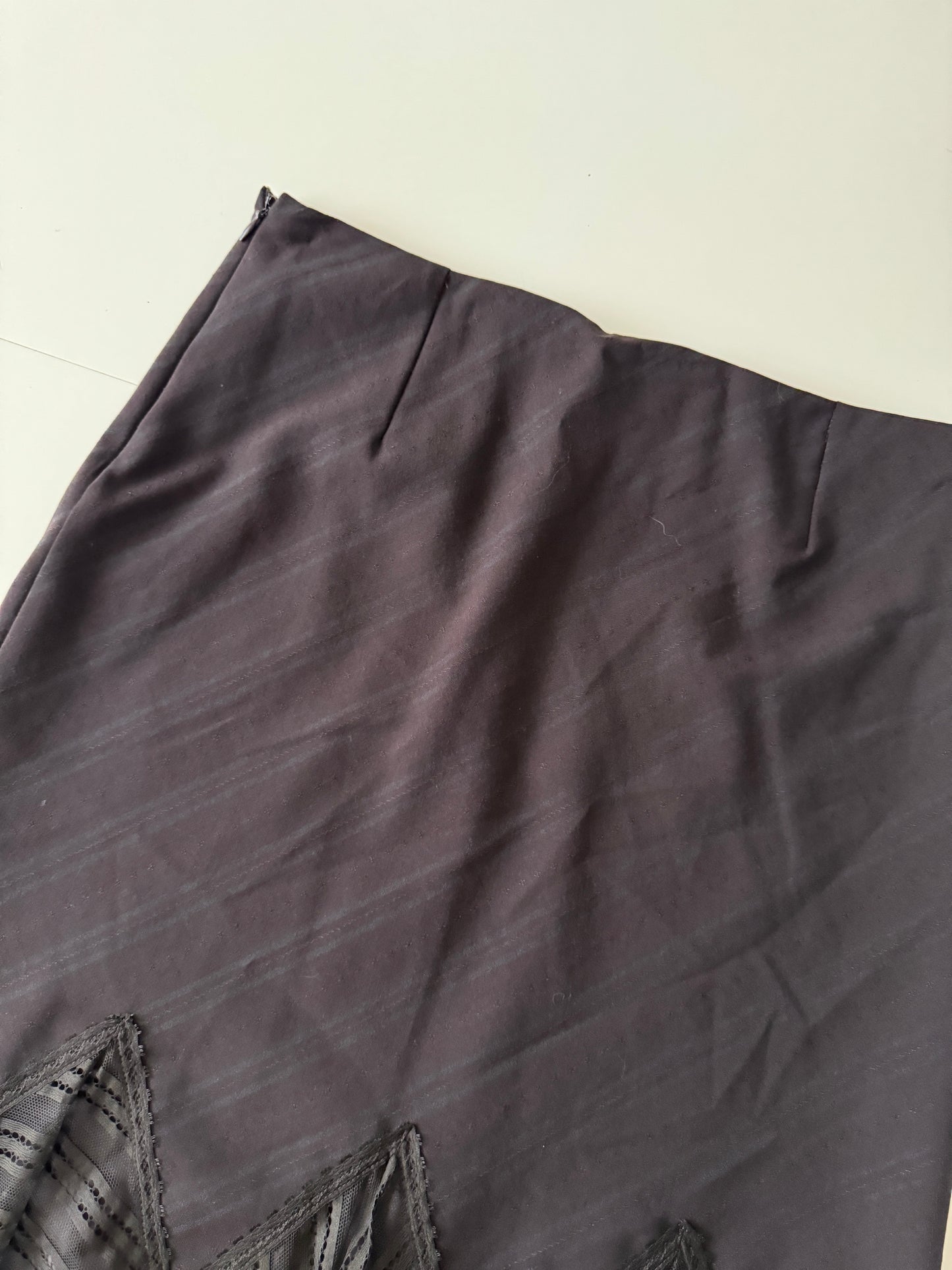 Falda cafe co cuchillas, Talla 7Mx, 8Usa, Mujer