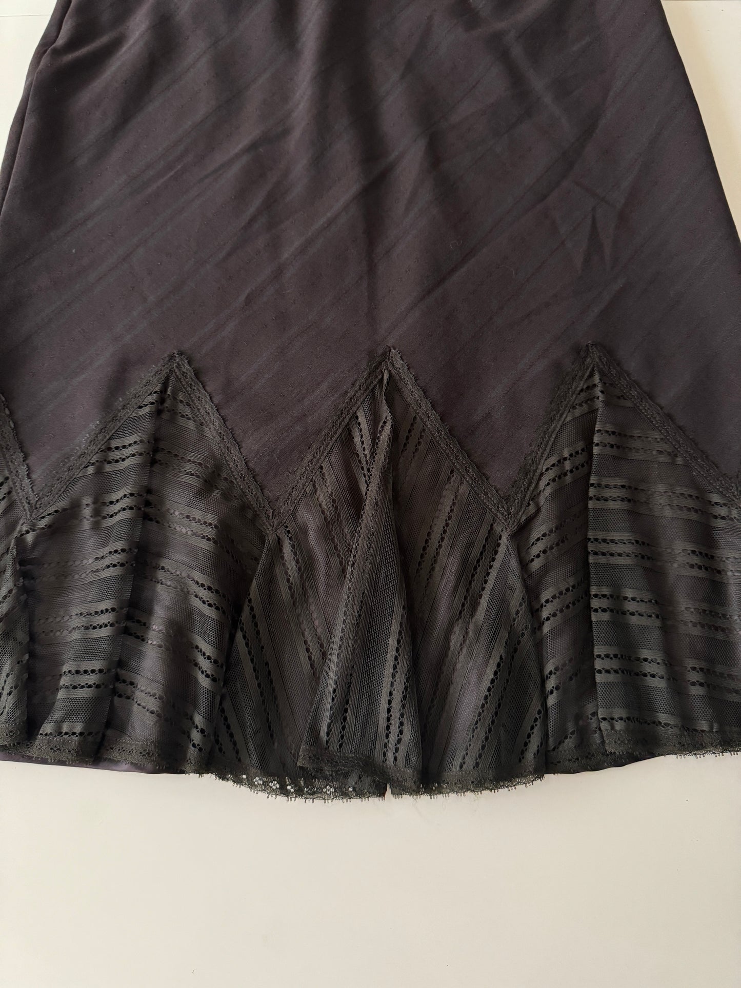 Falda cafe co cuchillas, Talla 7Mx, 8Usa, Mujer