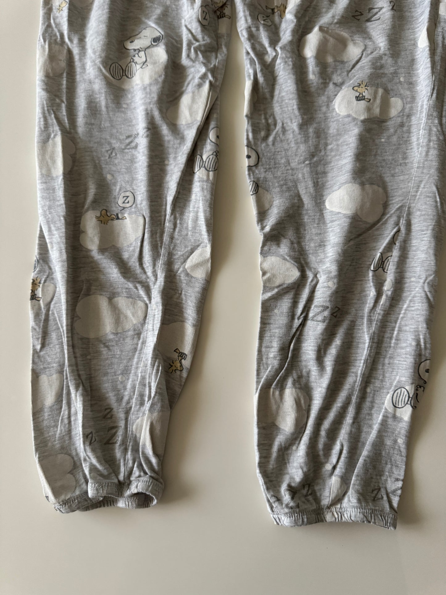 Set de pijama gris, Peanuts, Talla M, Women secret, Mujer