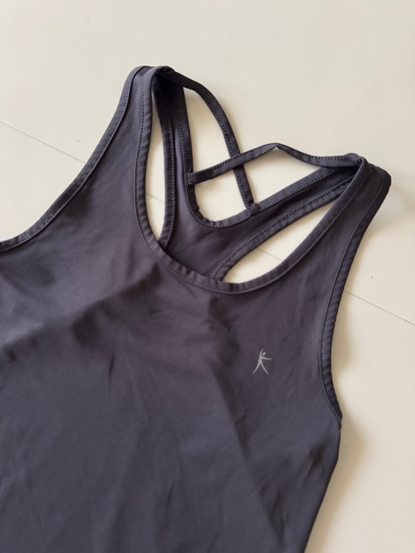 Top gris deportivo, Talla M, Danskin Now, Mujer