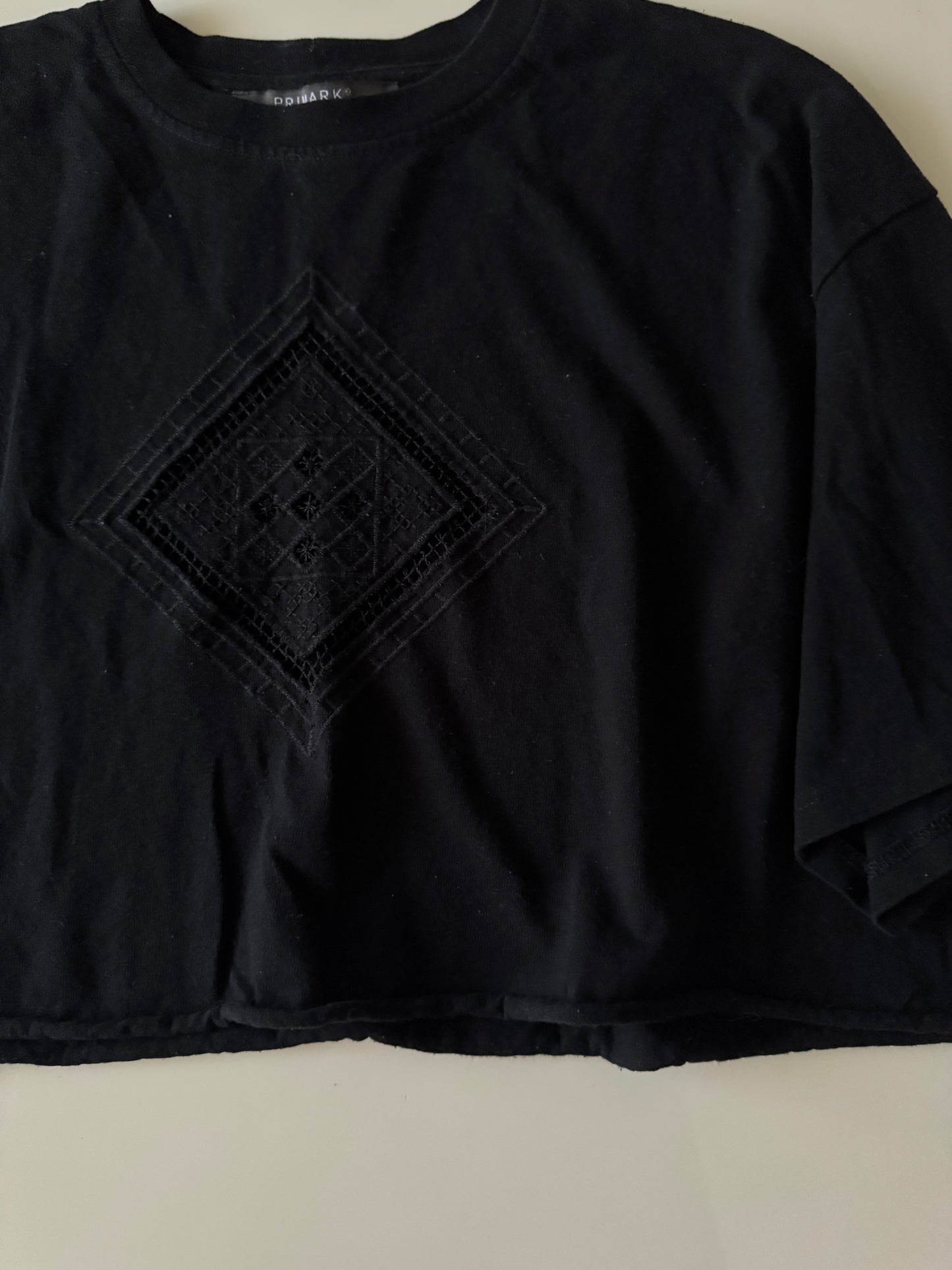 Crop negro con detalle al frente tejido, Talla M, Primark, Mujer