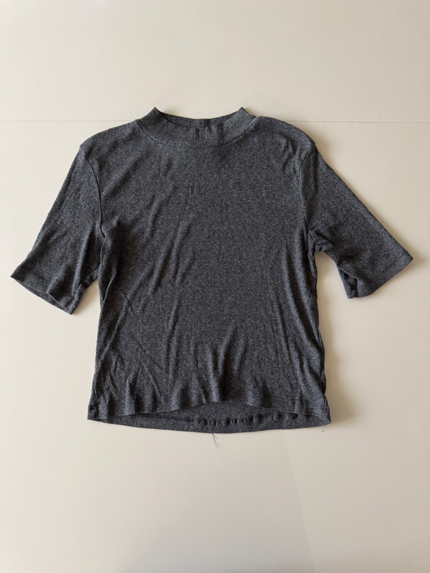 Blusa de punto gris, cuello alto, Talla M, Divided H&M, Mujer