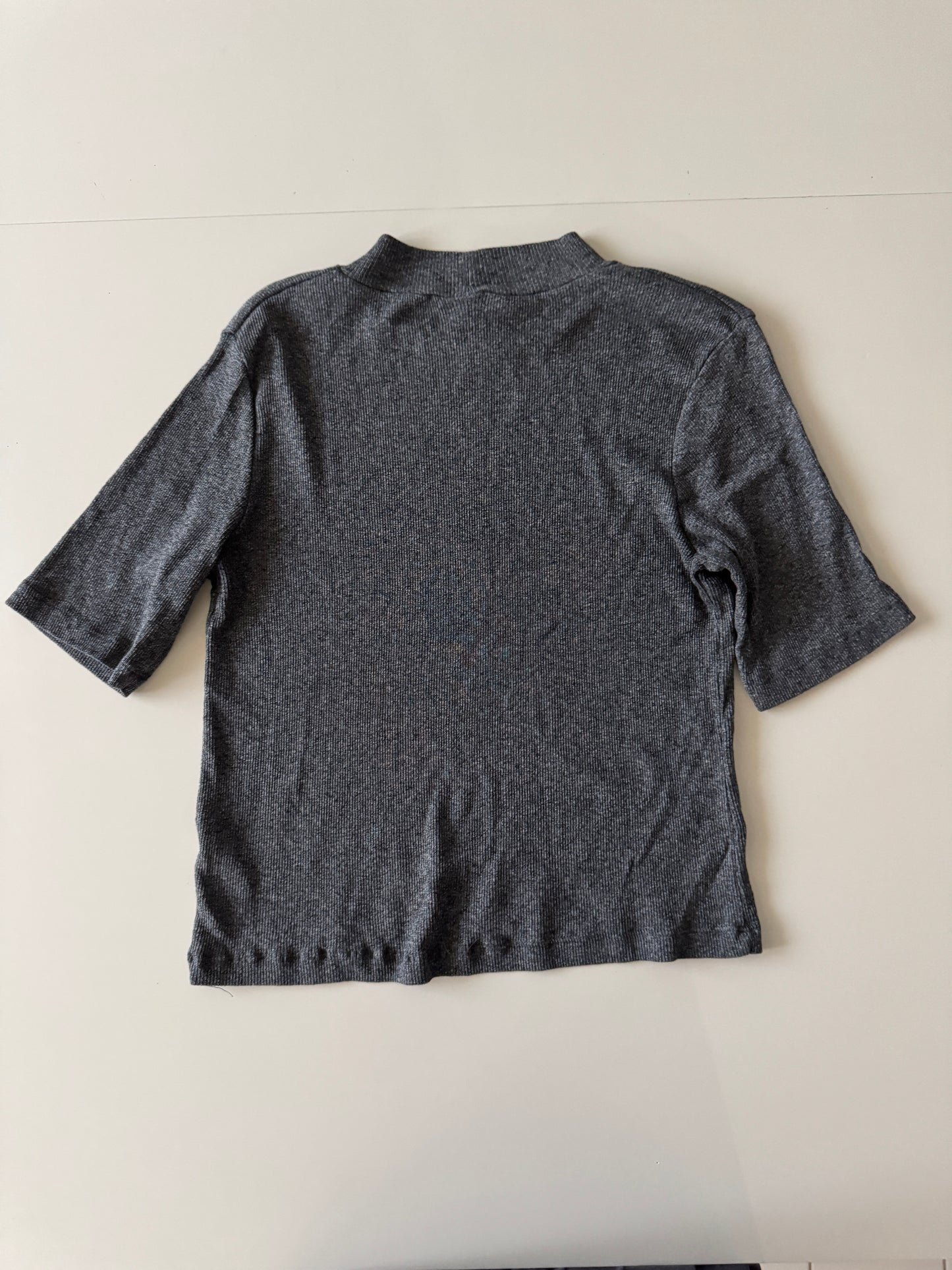 Blusa de punto gris, cuello alto, Talla M, Divided H&M, Mujer