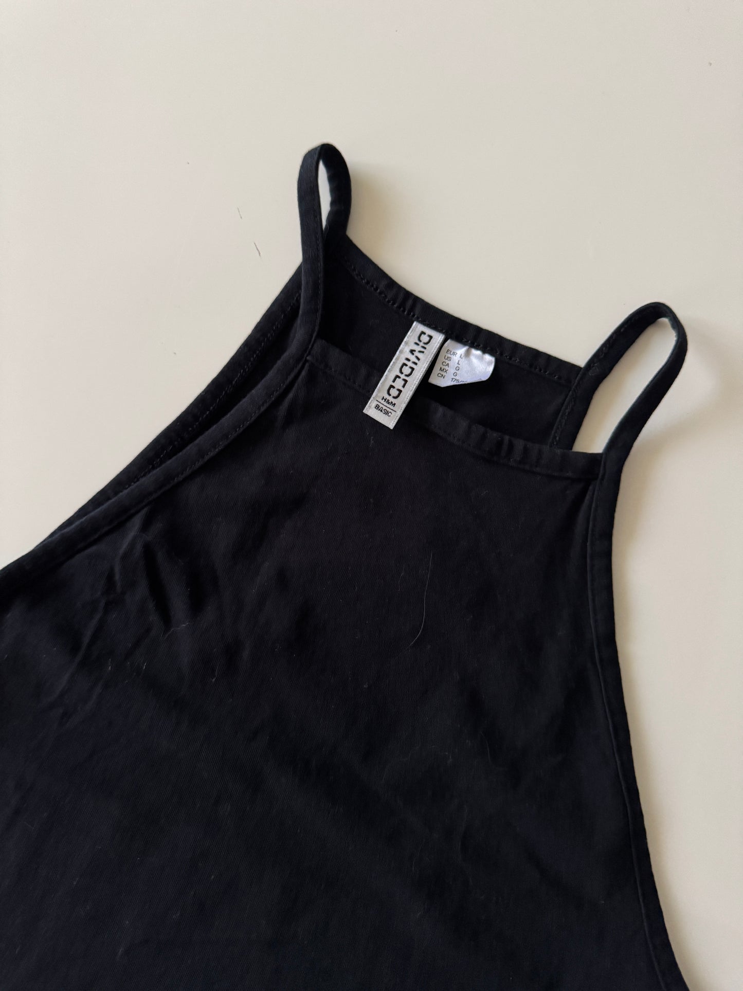 Crop top halter negro, Talla L, Divided H&M, Mujer