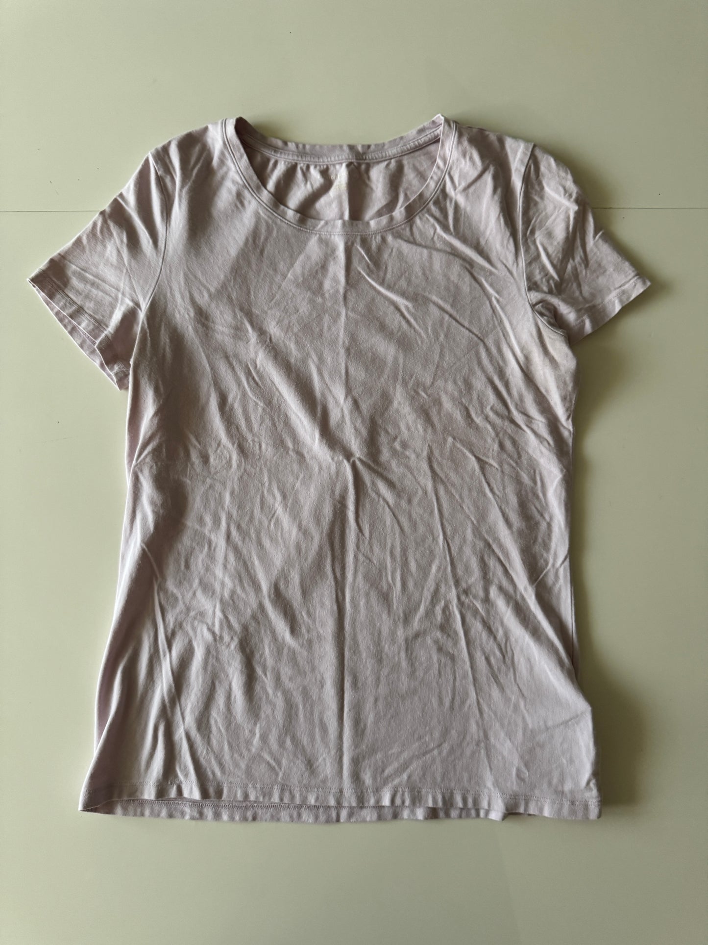 Playera rosa palido basica, Talla M, Mujer, Amazon essentials