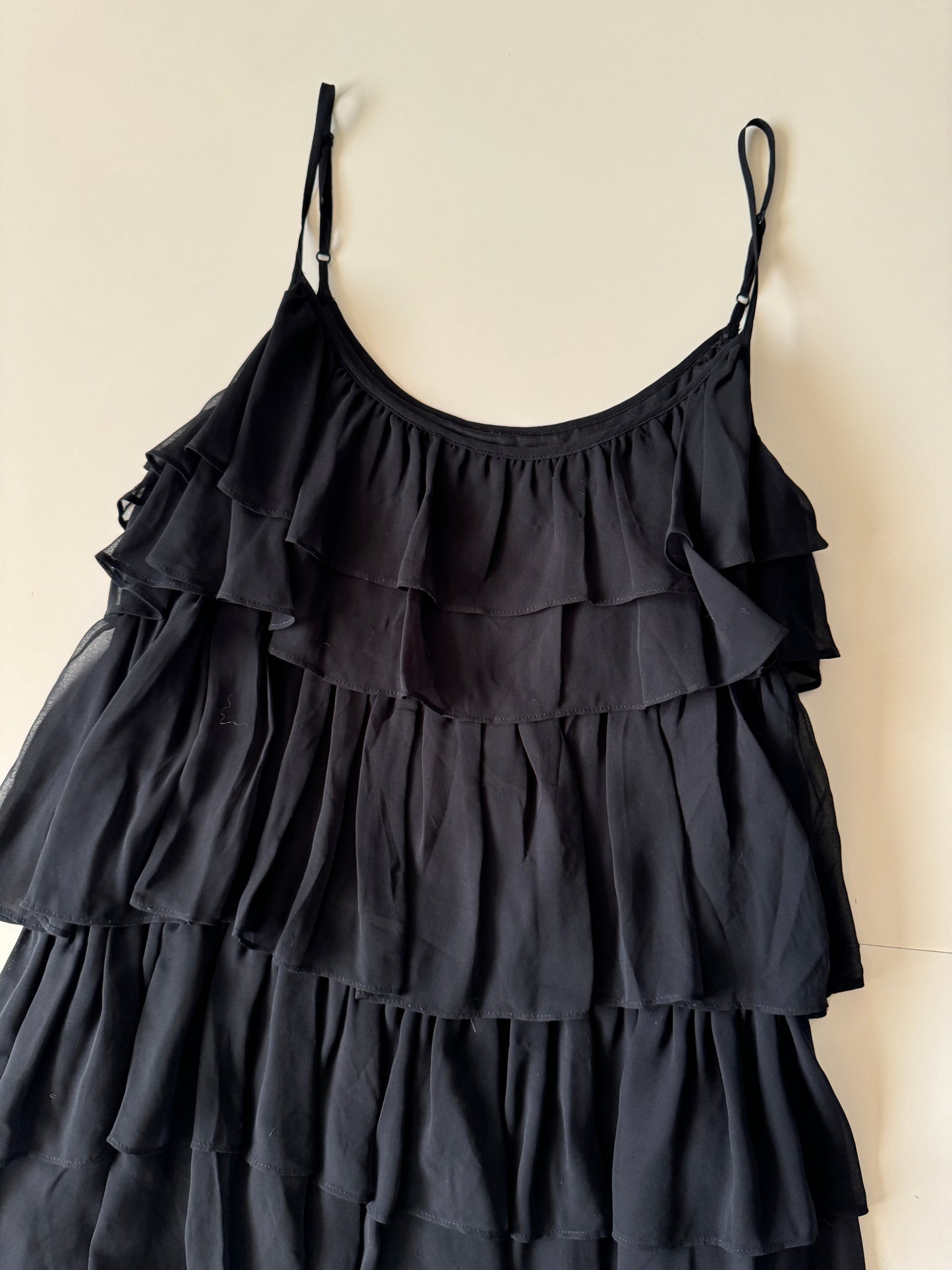 Vestido de holanes negro, Talla M, Mujer