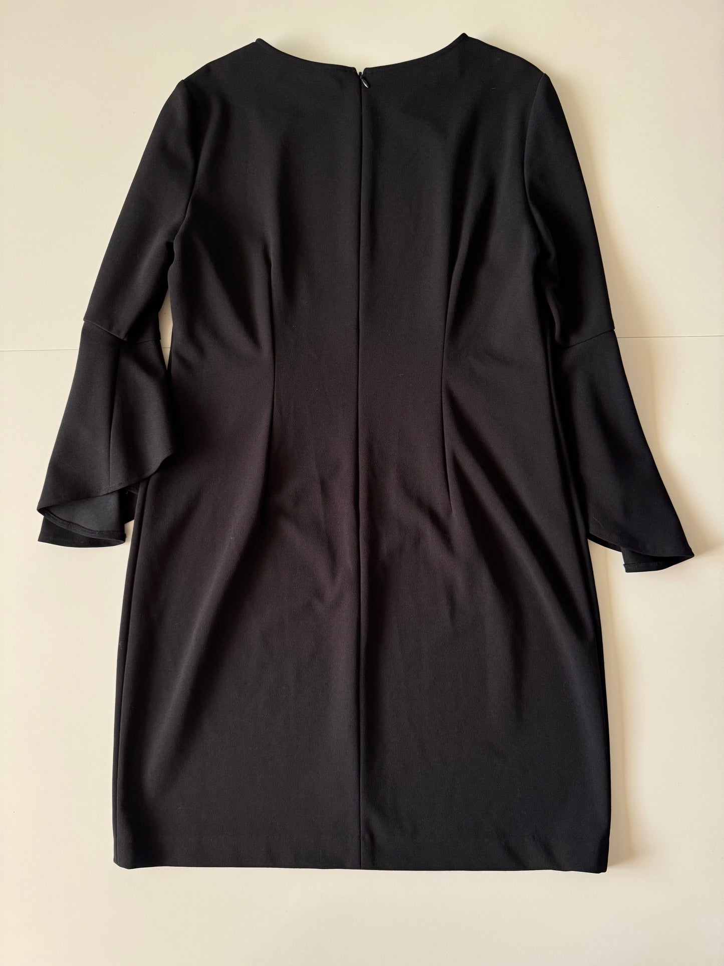 Vestido negro con mangas acampanadas, Talla 14, L, Mujer