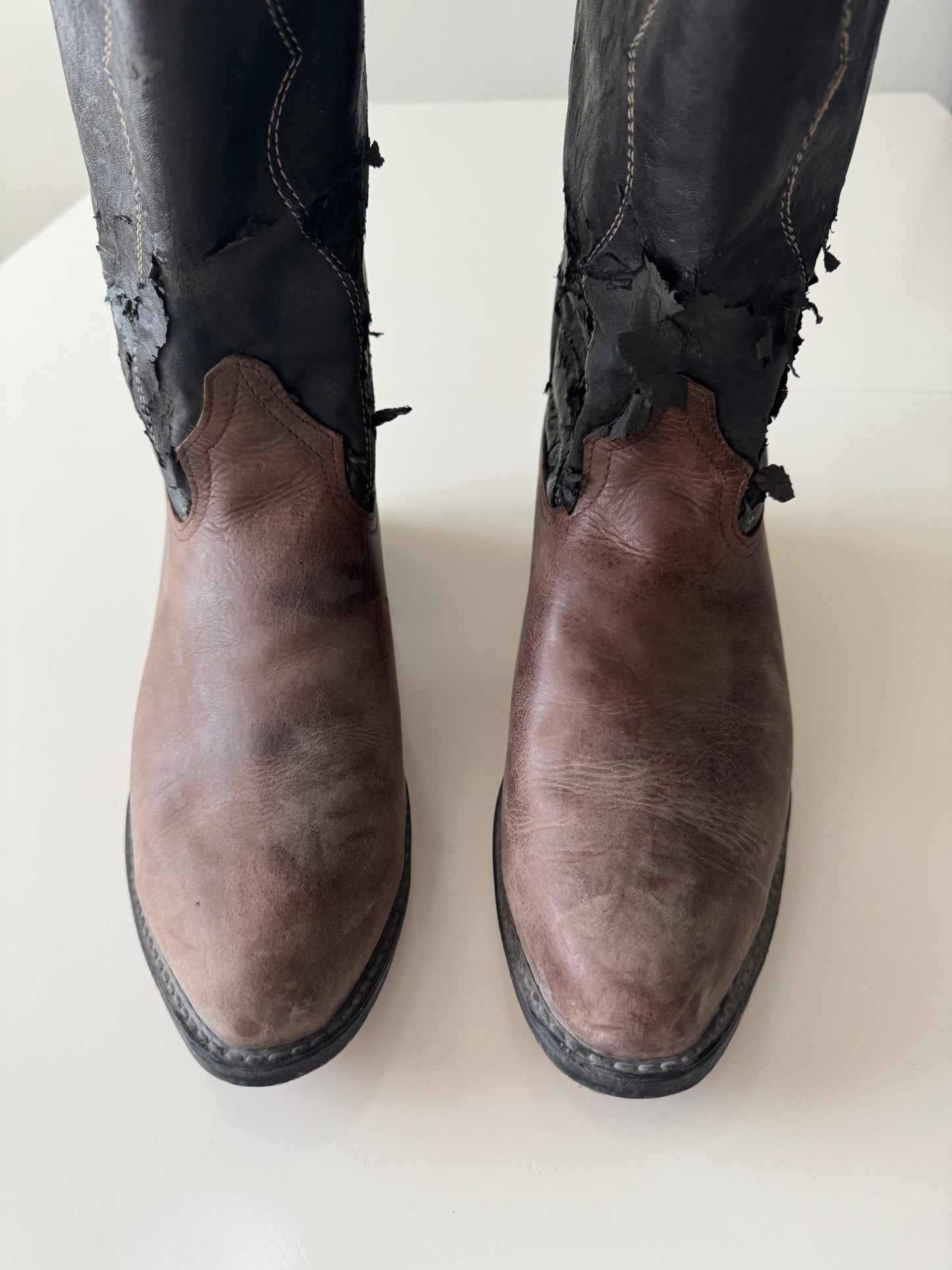Botas vaqueras cafe, Talla 10Mx, Hombre