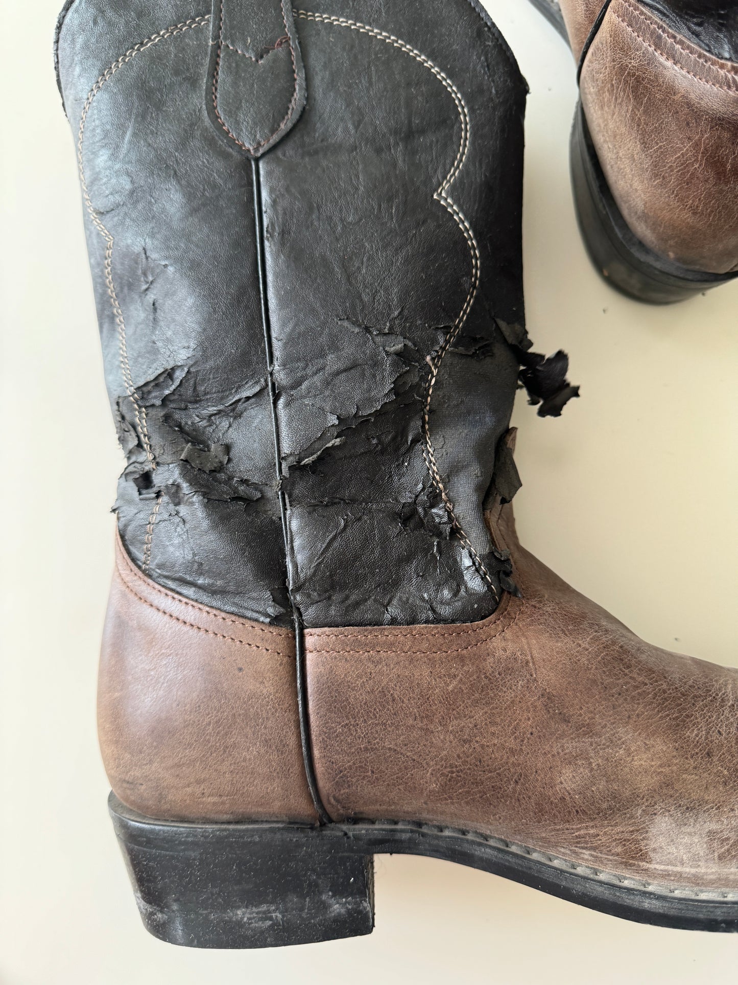 Botas vaqueras cafe, Talla 10Mx, Hombre
