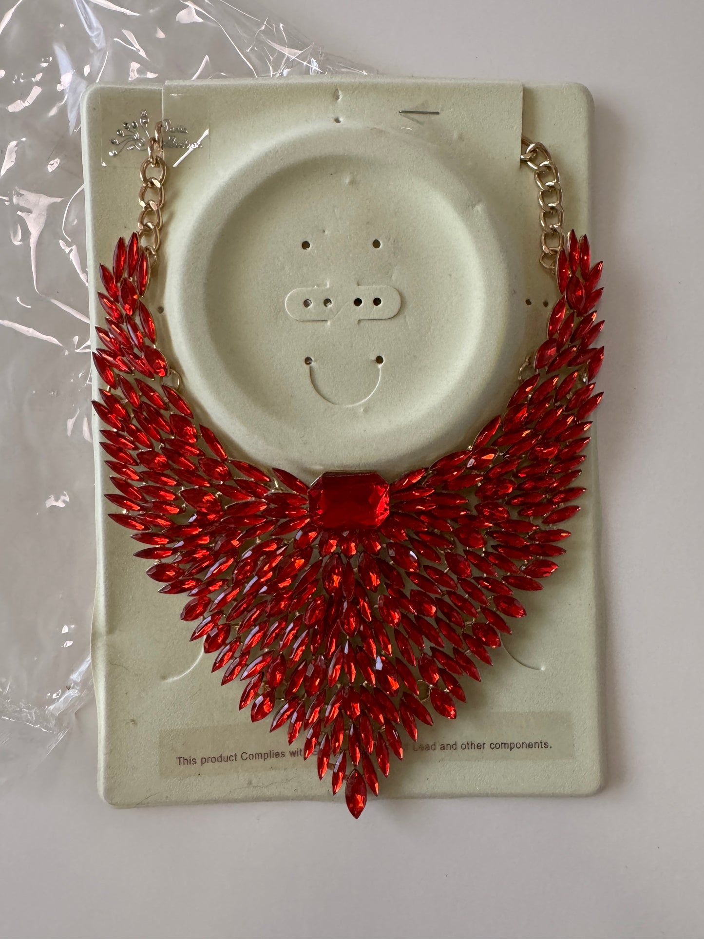 Collar de strass rojo