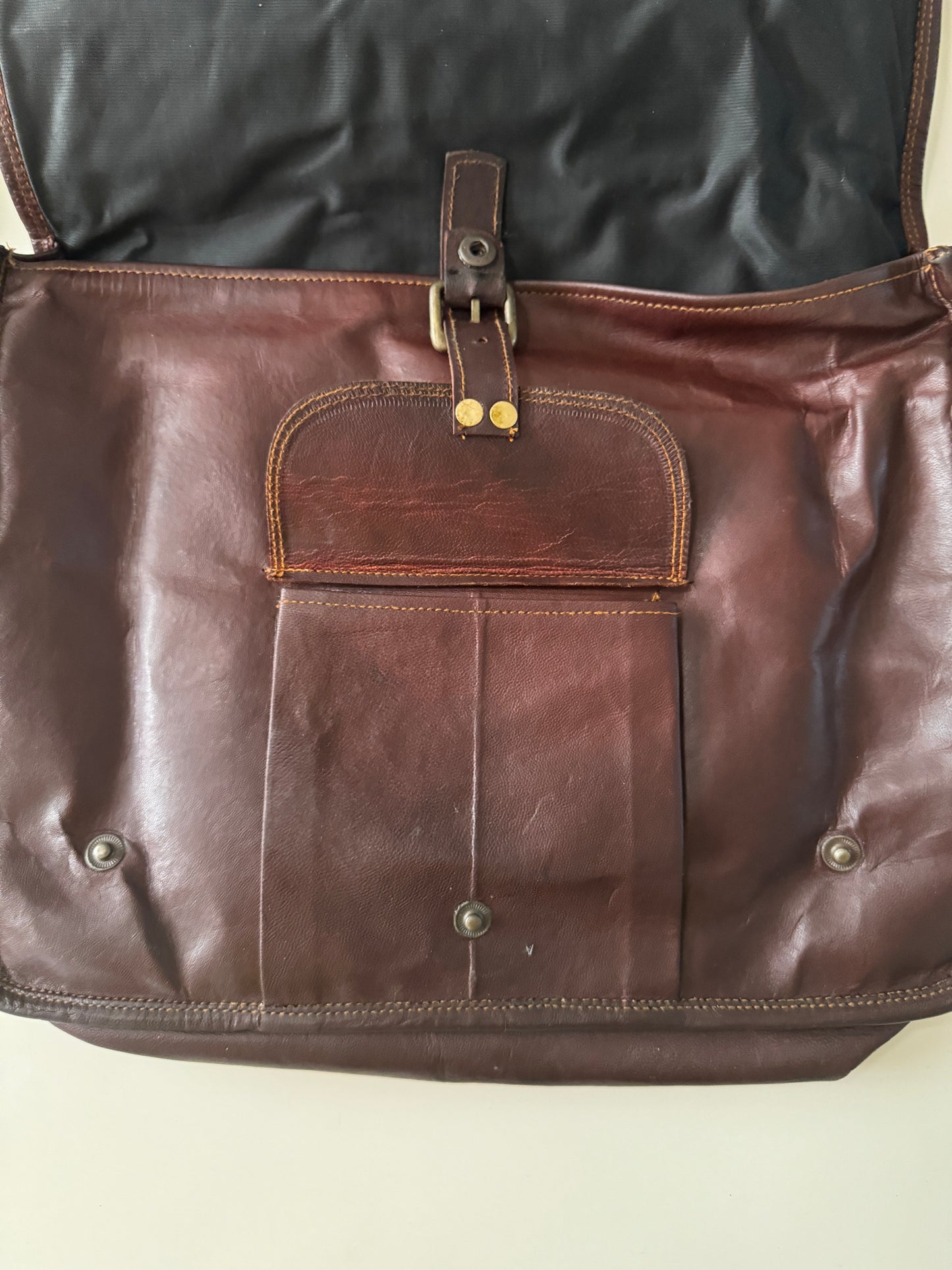 Mochila cafe de piel