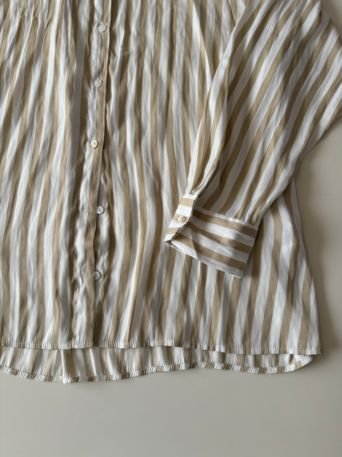 Camisa satinada de rayas, Talla L, Mujer