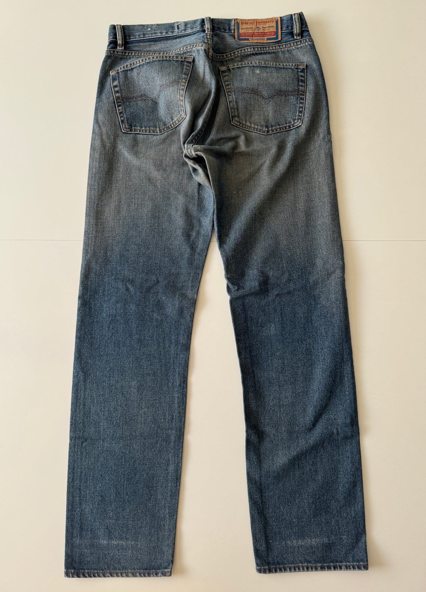 Jeans azules, deslavado retro, Talla 31, Hombre