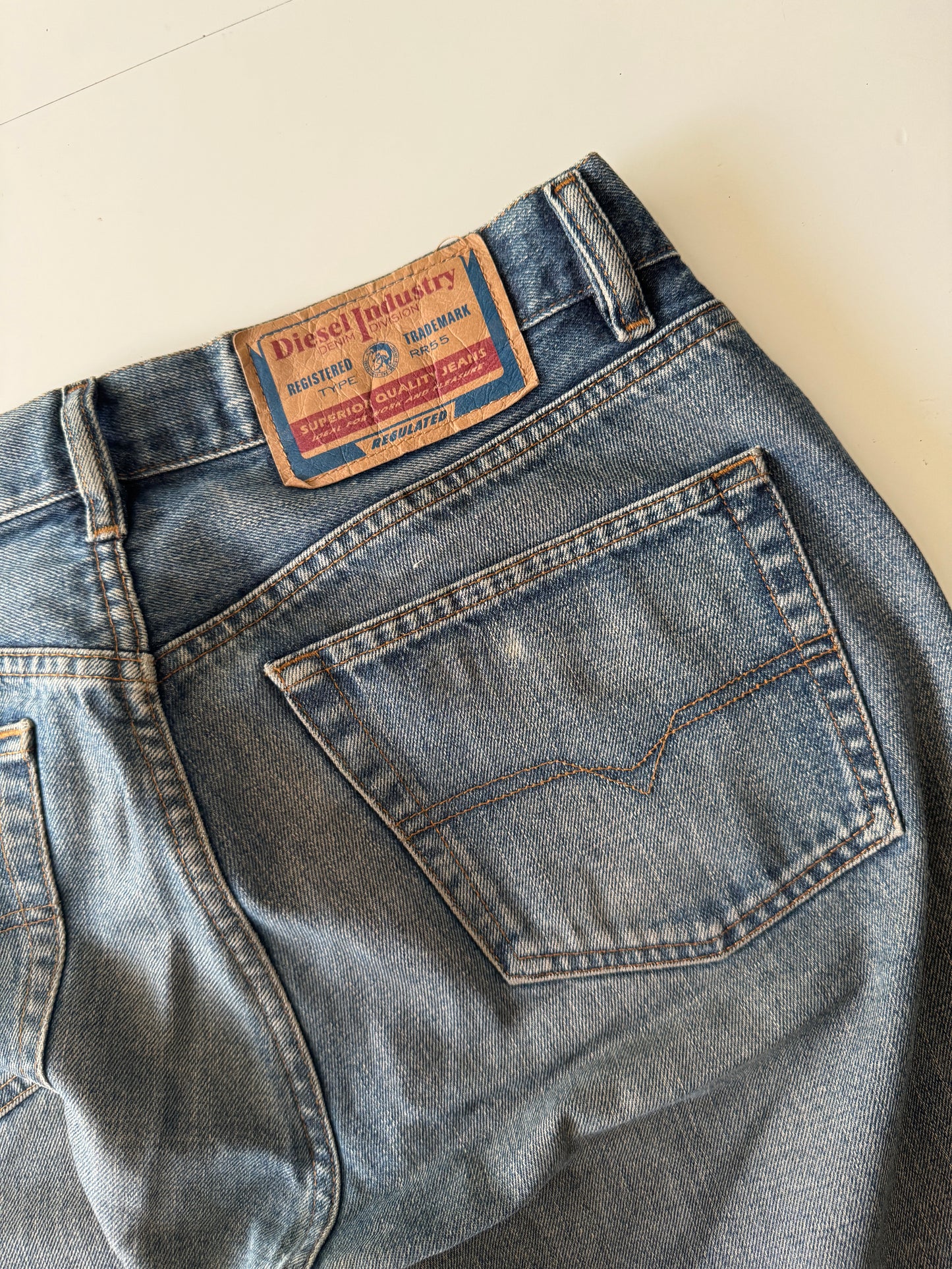 Jeans azules, deslavado retro, Talla 31, Hombre