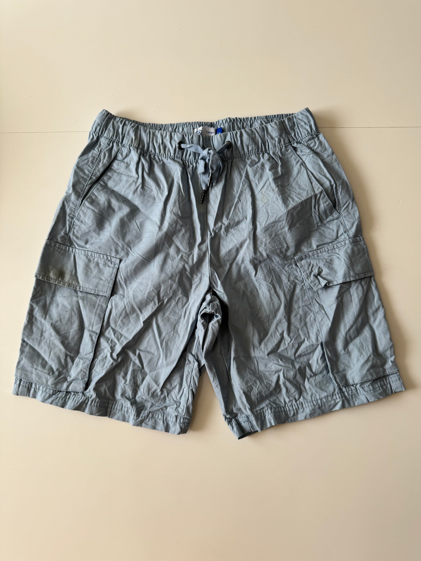 Shorts celestes tipo cargo, Talla XS, Hombre