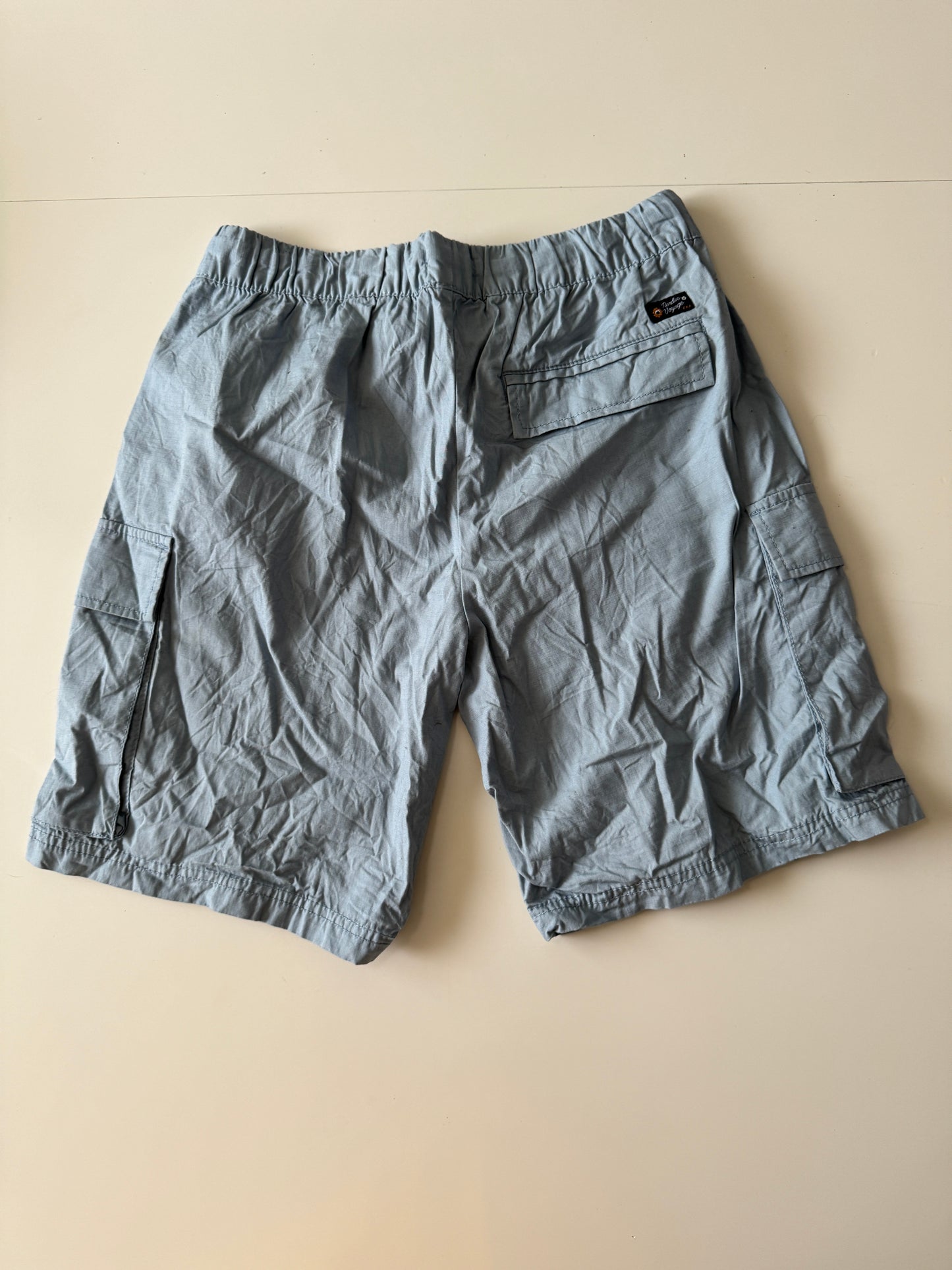 Shorts celestes tipo cargo, Talla XS, Hombre