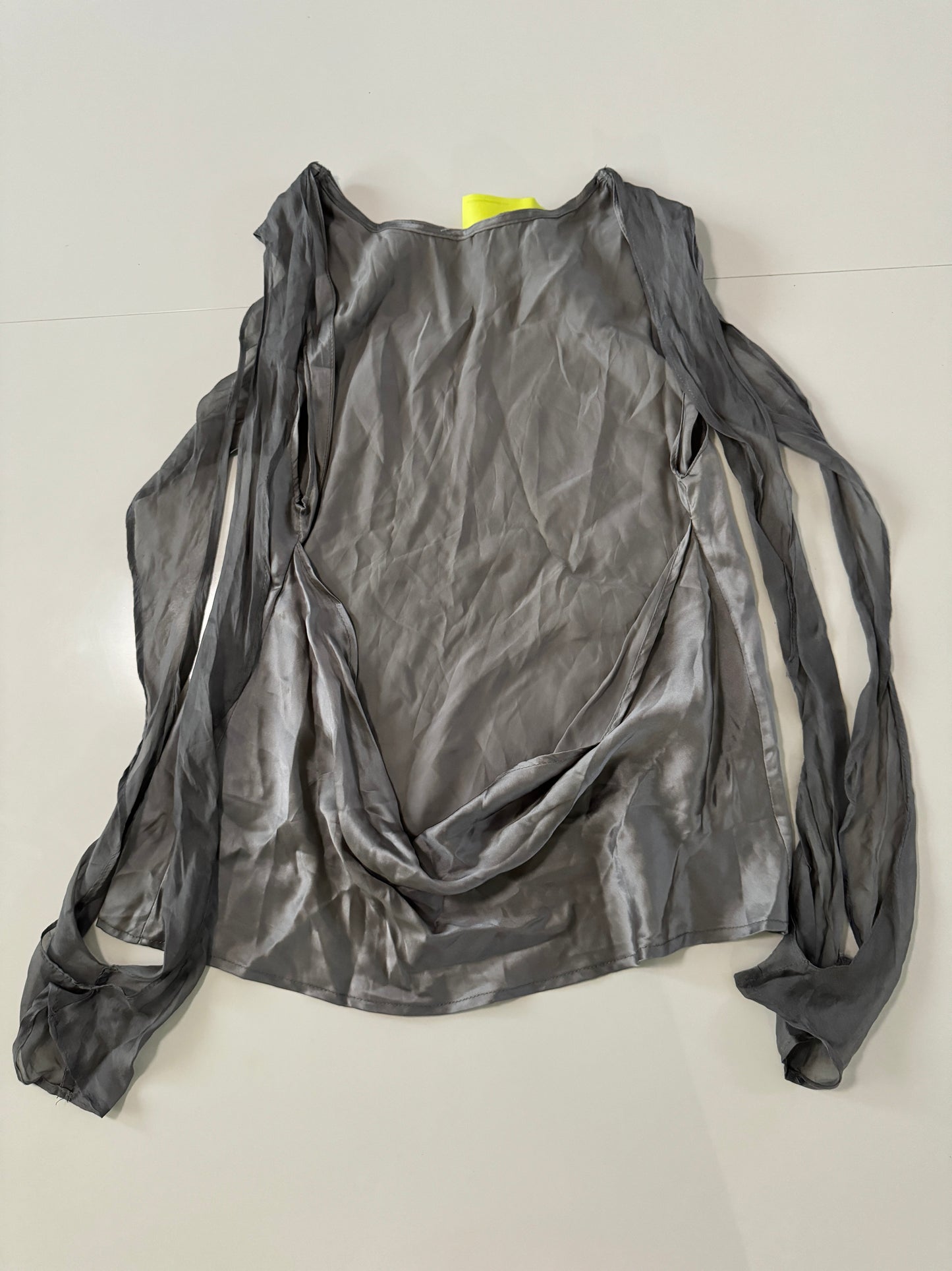 Blusa de seda con espalda drapeada, Talla S/M, Mujer