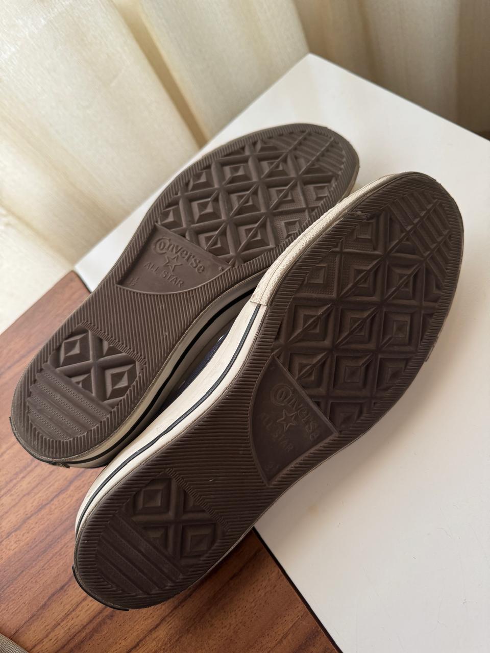 Tenis negros, Talla 9.5Usa (hombre), 11.5Usa(mujer), 28Mx, Unisex