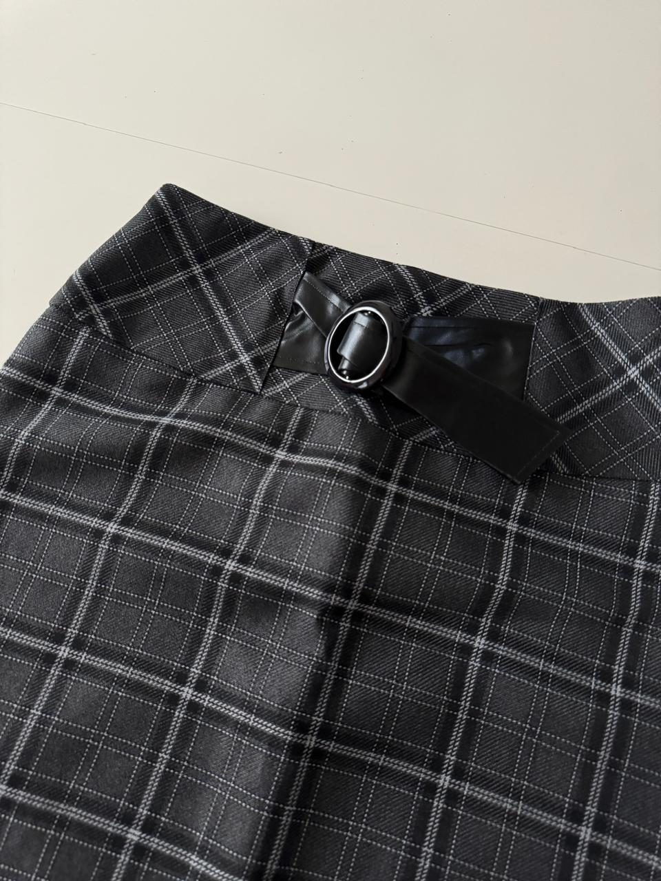 Falda ejecutiva de cuadros, Talla 24, 34, S, Mujer