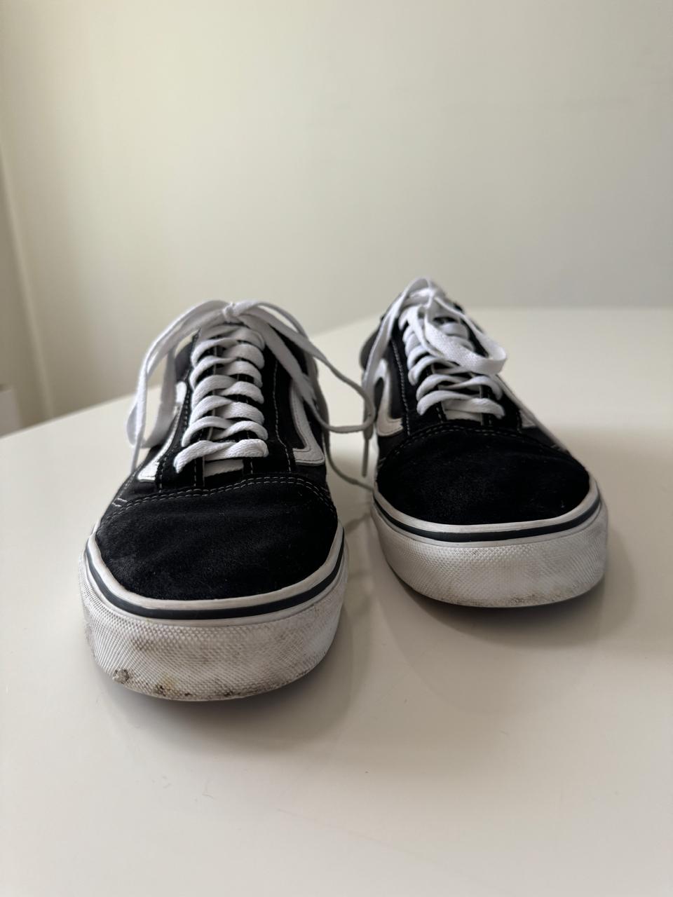 Tenis negros, Talla 27Mx, Hombre