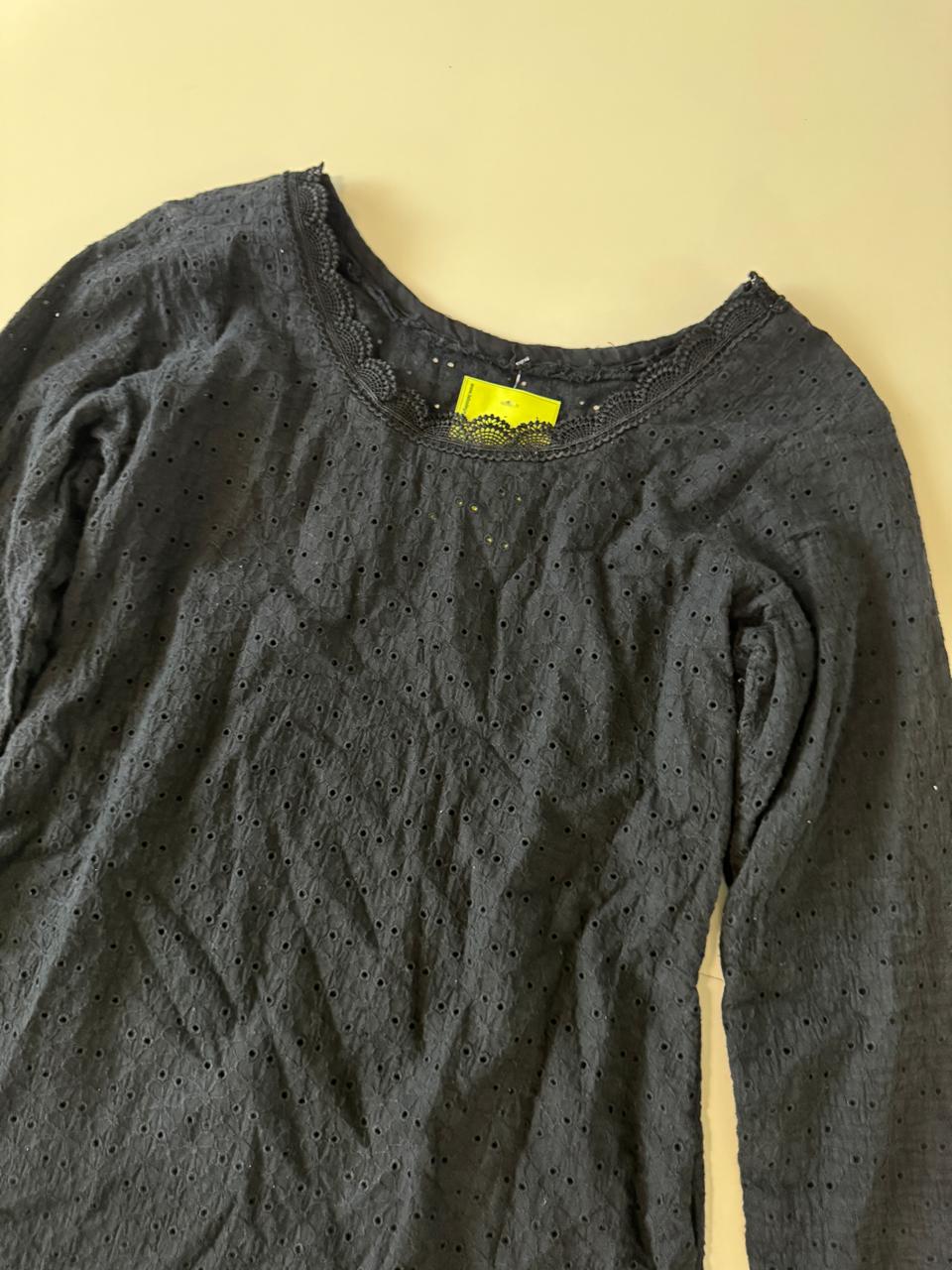 Blusón negro, manga 3/4, Talla S, Mujer