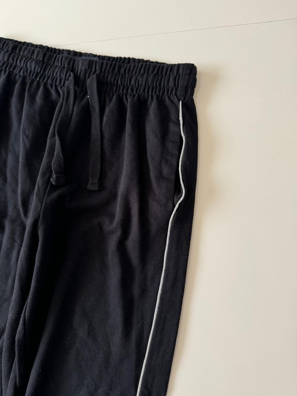 Pants negros con lineas reflejantes, Talla 31, M, Hombre