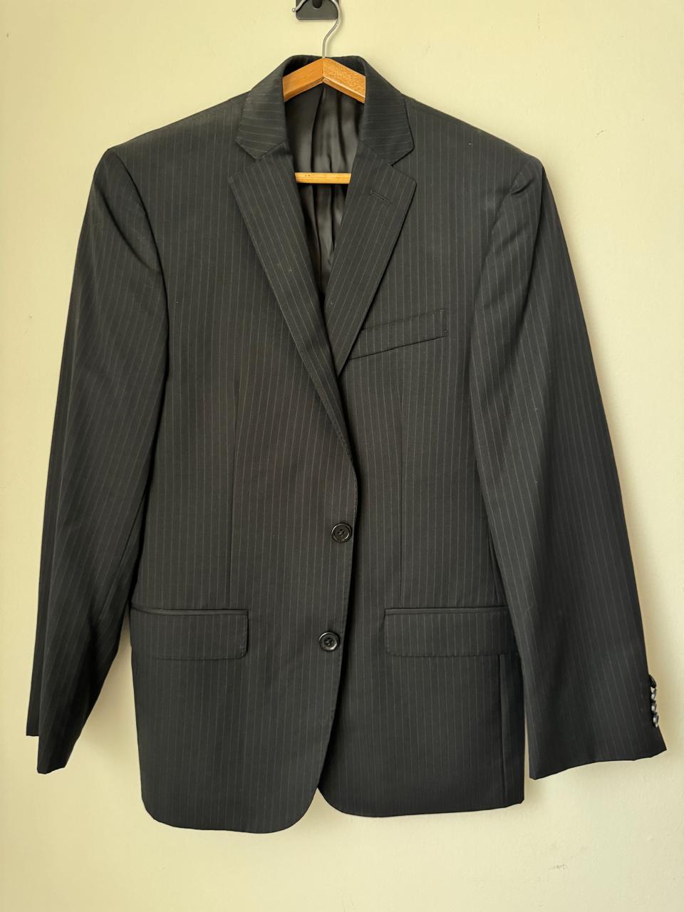Saco negro con rayas grises, Talla 36R, Cintura 29, S, Hombre