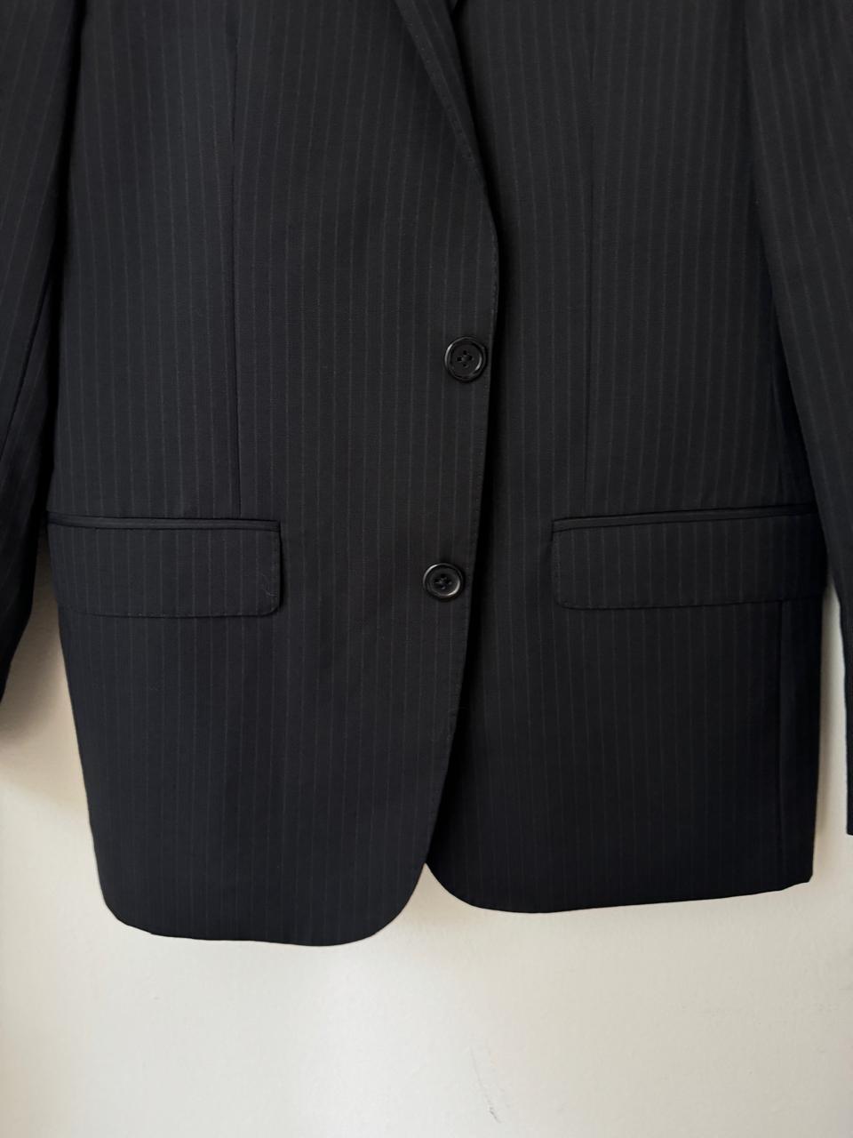 Saco negro con rayas grises, Talla 36R, Cintura 29, S, Hombre