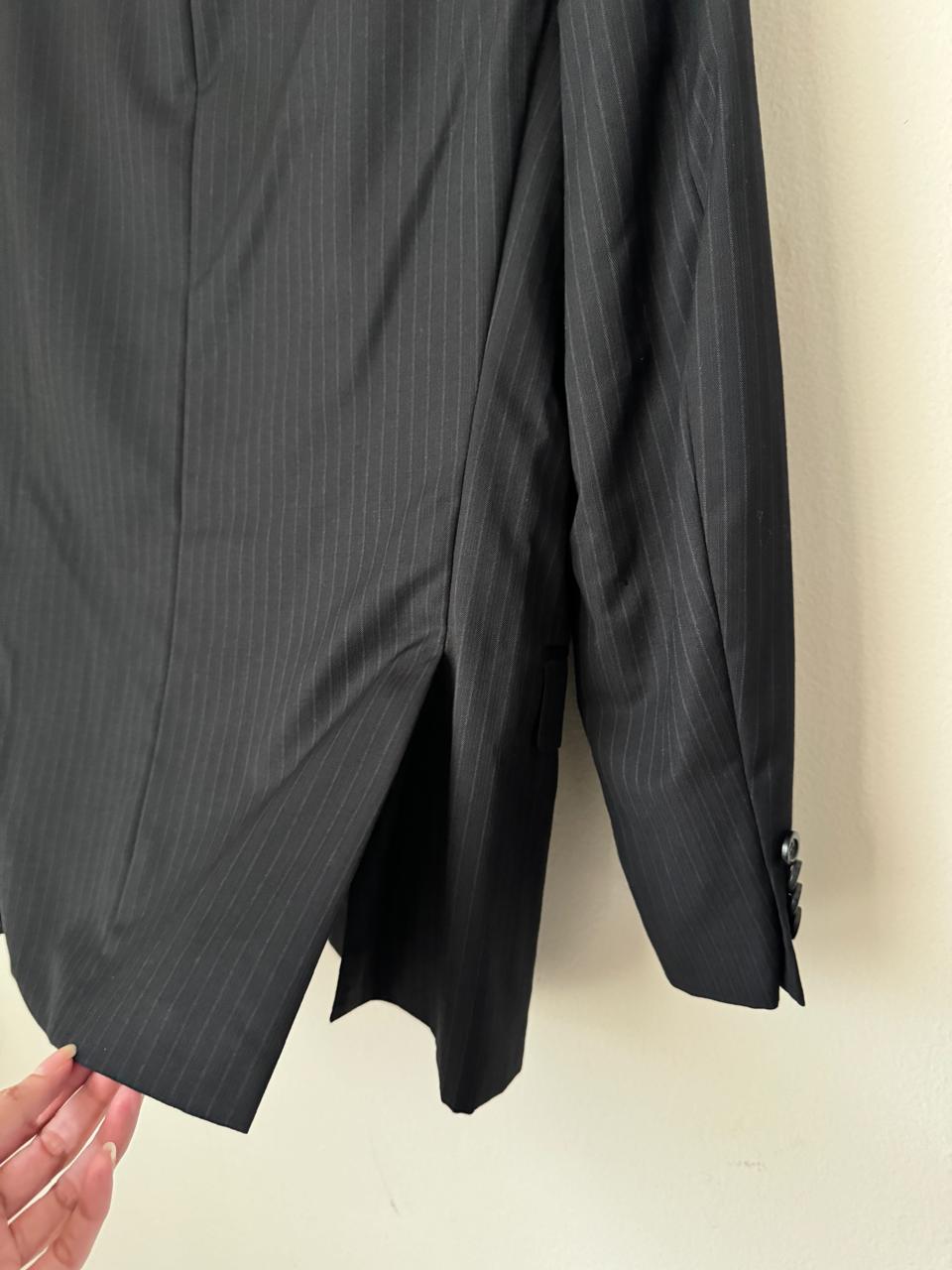 Saco negro con rayas grises, Talla 36R, Cintura 29, S, Hombre