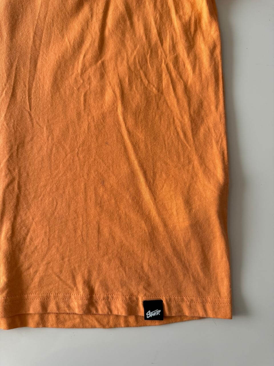 Playera naranja con honguitos, Talla M, 38, Hombre