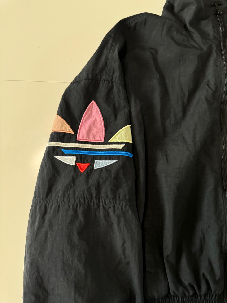 Rompevientos negro, Talla M, Mujer