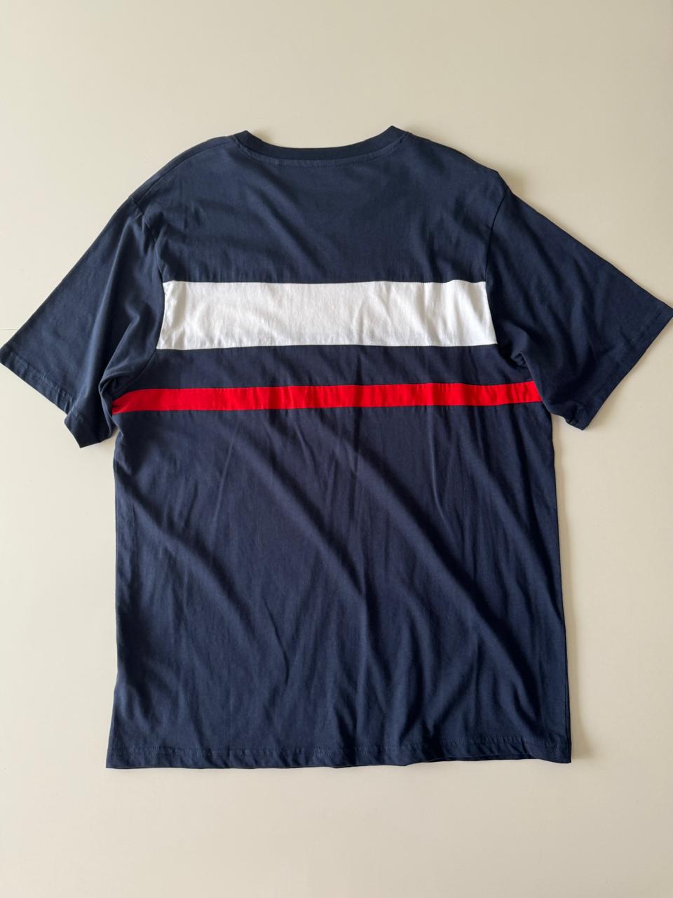 Playera con bloques de colores, Talla L, Hombre