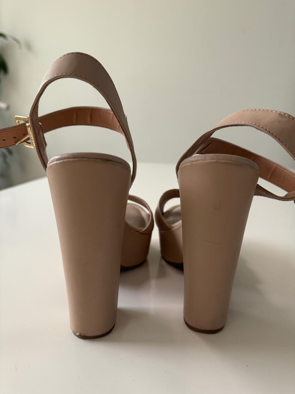 Zapatos de plataforma cruzados, Talla 9Usa, 7Mx, Mujer