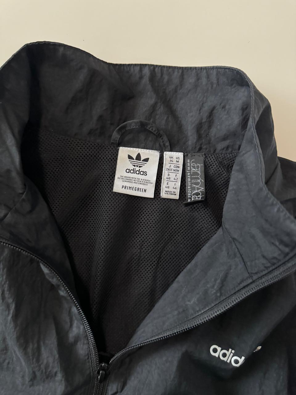 Rompevientos negro, Talla M, Mujer