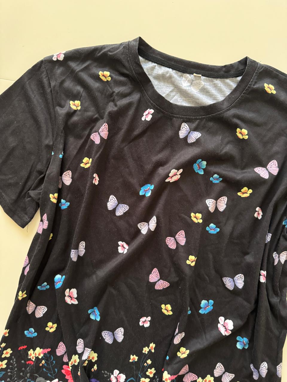 Playera negra estampada mariposas, Talla XXL, Mujer