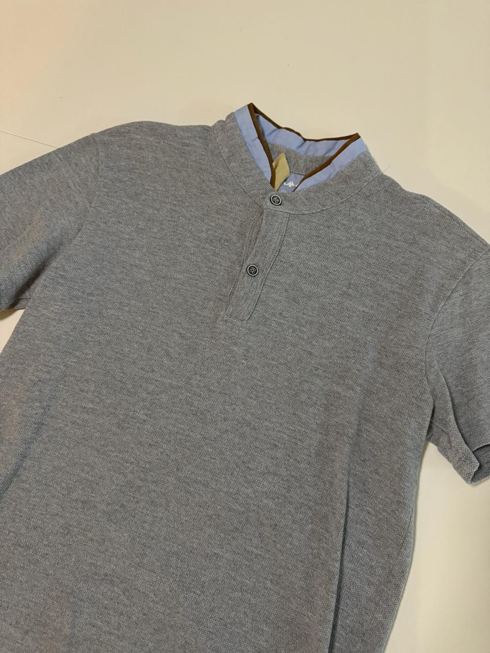 Polo gris, cuello mao, Talla S, Corte Juvenil, Hombre