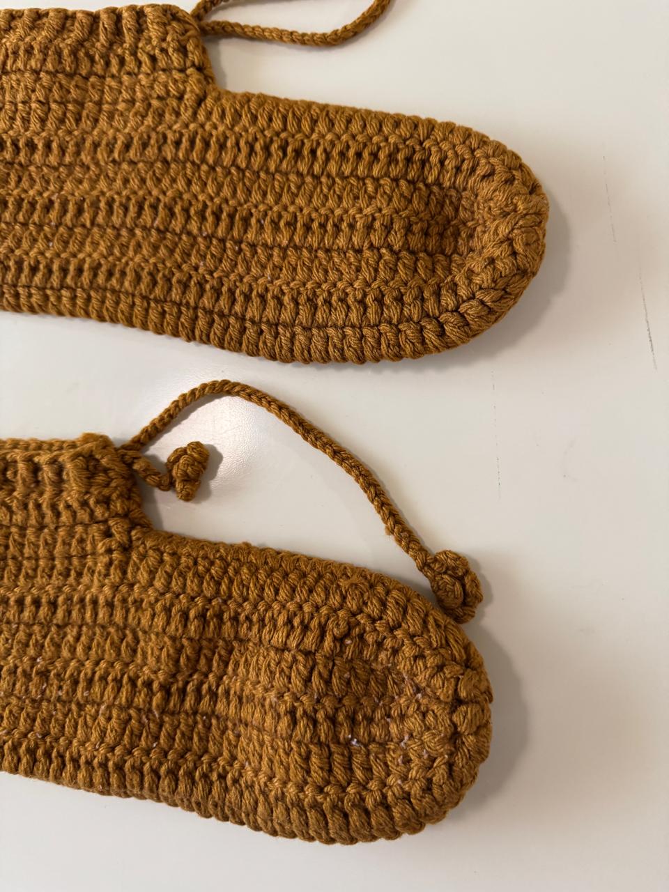 Calcetines tejidos mostaza, Unitalla, Unisex