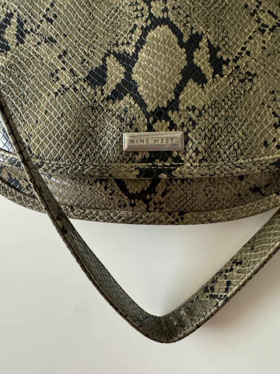 Bolsa animal print verde