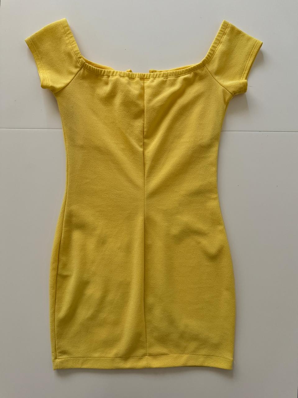 Vestido amarillo con aplicacion en falda, Talla S, Mujer