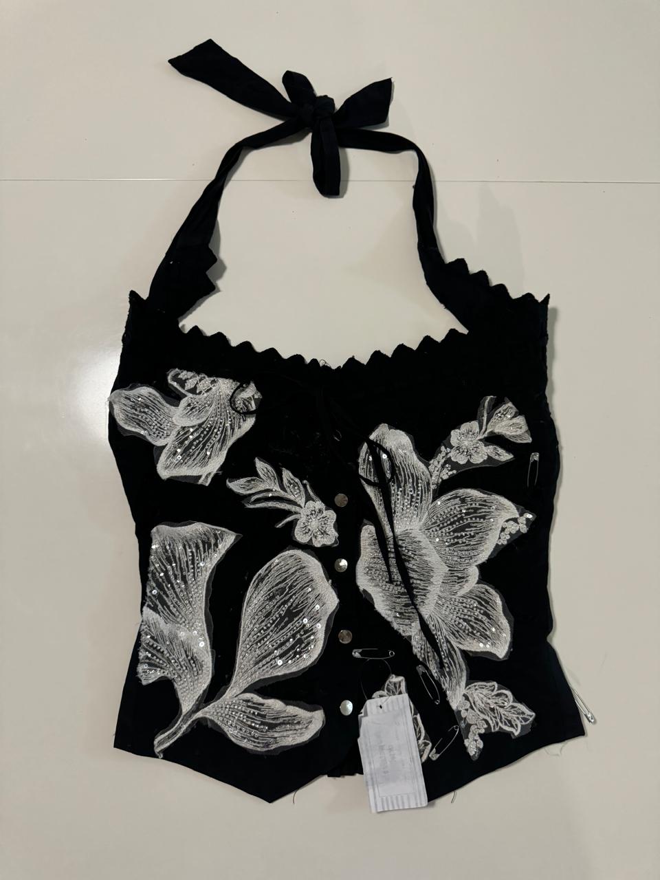 Halter negro con aplicaciones blancas, Talla M/L, Mujer, Unisex, Wilister