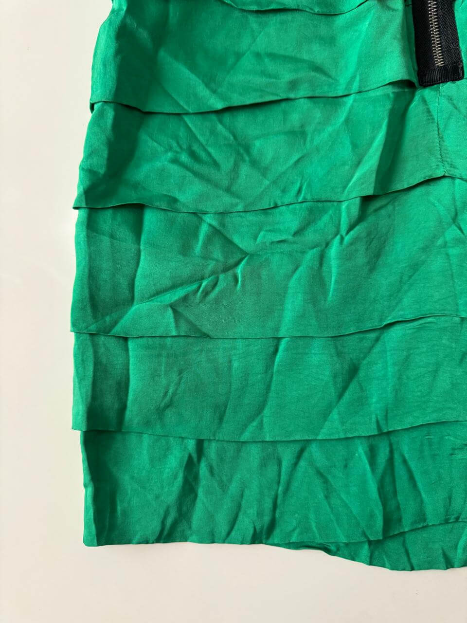 Vestido de holanes verde esmeralda, Talla M, 28mx, Mujer