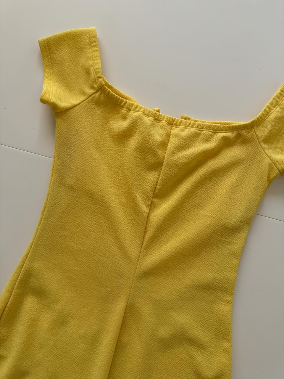 Vestido amarillo con aplicacion en falda, Talla S, Mujer