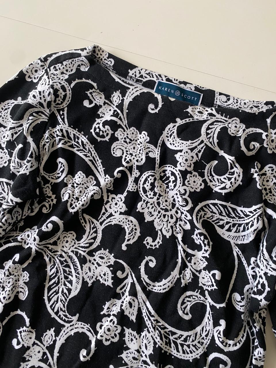 Blusa estampada negra, Talla XS, Mujer